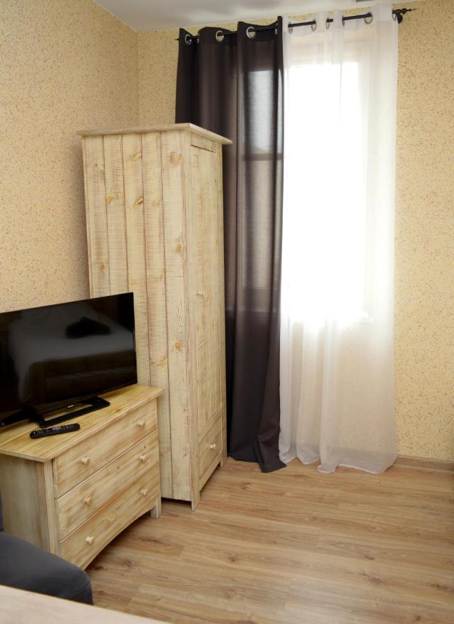 Kamienica Pokoje & Restauracja Opalenica Buitenkant foto
